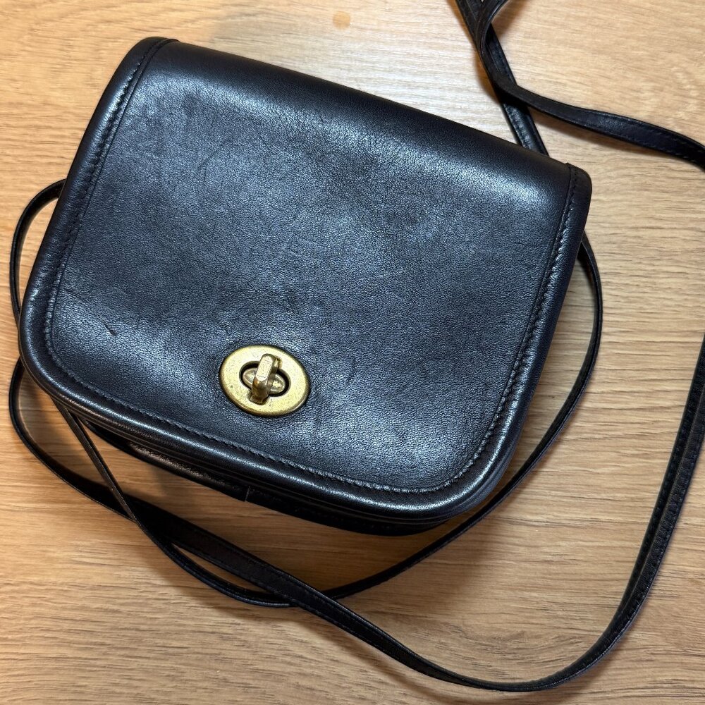 Laura USA small leather crossbody bag